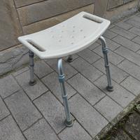 Sgabello doccia