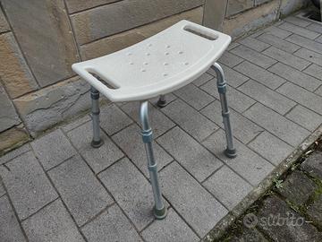 Sgabello doccia