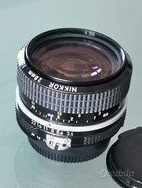 Nikon 28 mm f 3.5
