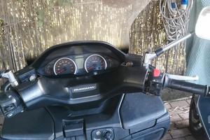 scooter burgman 400