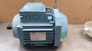 Motore trifase 230/400/460 1.1kw