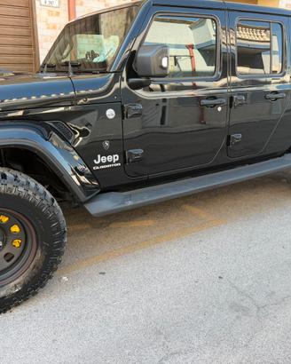Cerchi e gomme per jeep wrangler gladiator