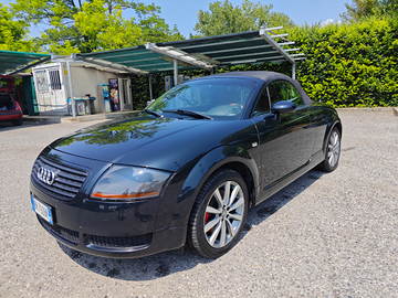 Audi TT Roadster del 2000 CV 180