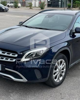 MERCEDES GLA 180 d Business Extra