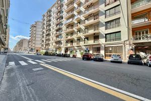 Garage 245 mq (Via G. Leopardi - P.zza L.Ariosto)