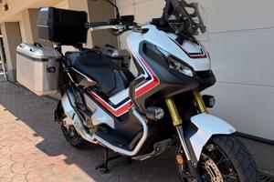 Honda XADV 750 Travel Edition
