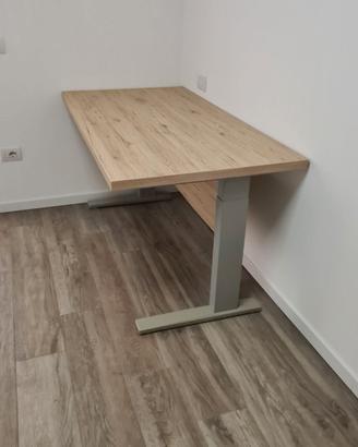 Scrivania 150 x 75