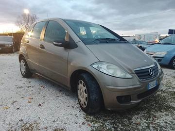 MERCEDES-BENZ A 150 Avantgarde