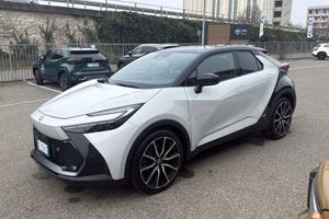 Toyota C-HR 2.0 HV E-CVT GR Sport Premier AWD...