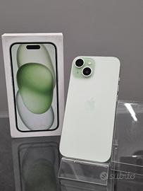 iPhone 15 - 256 GB - Verde Pari al Nuovo