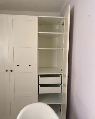 Armadio bianco 3 ante 150×200 cm