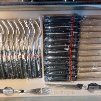 set coltelli e forchette 