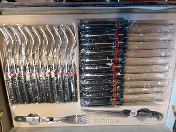 set coltelli e forchette 