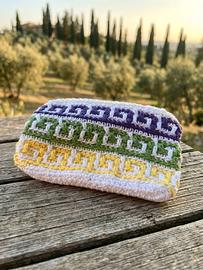 Pochette Uncinetto Greca Viola Verde Giallo