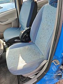 Sedile anteriore sx FIAT PANDA del 2006