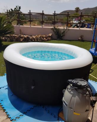 Piscina idromassaggio