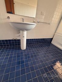 Lavandito con sanitari pozzi ginori
