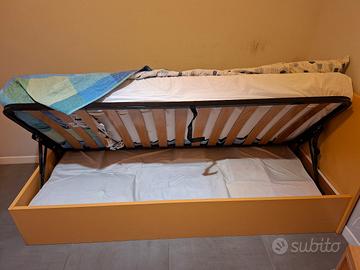letto contenitore con comodino