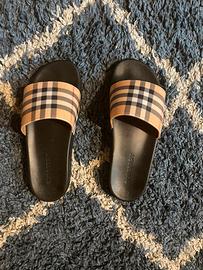 Burberry slides / Ciabatte burberry