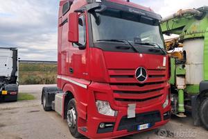 B459 - Trattore stradale Mercedes-Benz Actros 18.4