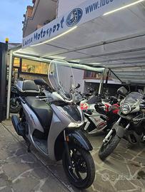 HONDA SH 350 2024 SOLO 2670KM