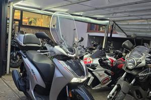 HONDA SH 350 2024 SOLO 2670KM