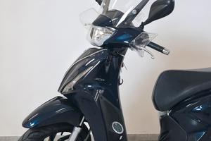 Kymco People S 200