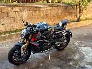 MV Agusta Brutale 1000 RR - Esposizione