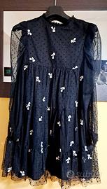 Abito nero con maniche lunghe in tulle 13-14 anni