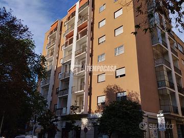 Viale Dante pentavano con 3 balconi