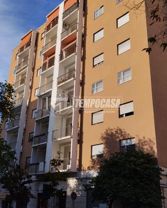 Viale Dante pentavano con 3 balconi
