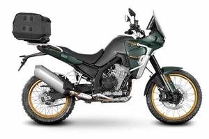 Kove 800 X Pro con TRIS valigie Shad Terra