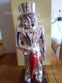 Statuetta di argento laminato