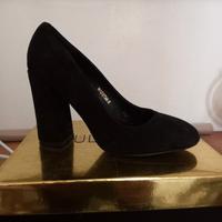 scarpe da donna con tacco alto 