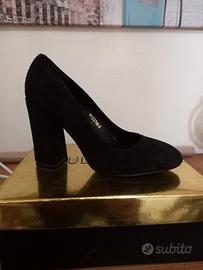 scarpe da donna con tacco alto 