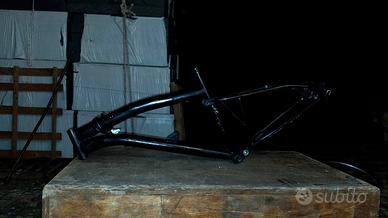 Telaio enduro/downhill