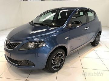 Lancia Ypsilon 1.0 FireFly 5 porte S&S Hybryd...