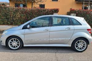 MERCEDES CLASSE B