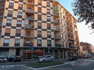 Immobile in asta di 81 m² con 3 locali a Asti