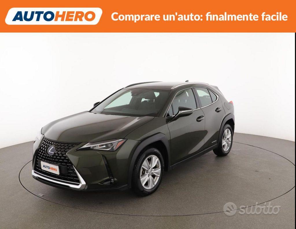 Lexus UX