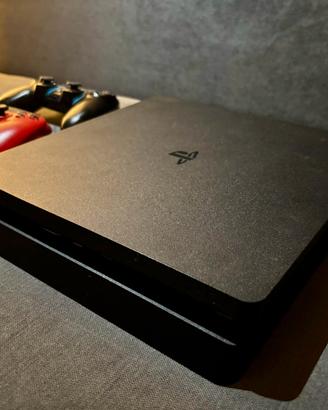 PLAYSTATION 4 SLIM  1TB