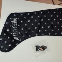 ciondolo cellulare e calza(vuota) mercoledì addams