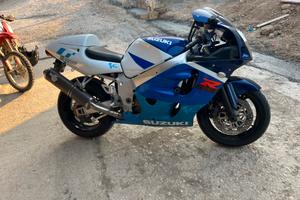 Suzuki Srad GSX R 600