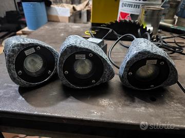 Faretti da esterno IP44 – Effetto pietra 