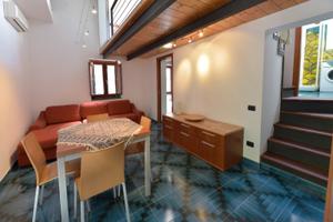 Stanza singola con terrazzino comune - Centro SA
