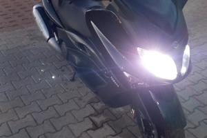 Tmax 500  2004 i e 