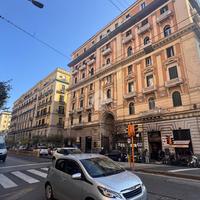 3 LOCALI A NAPOLI