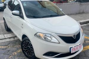 Lancia Ypsilon 1.2 69 CV 5 porte GPL Ecochic Unyca