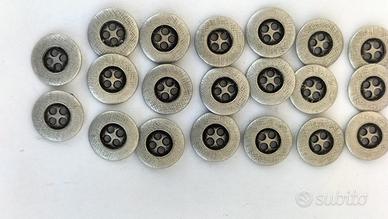 20 bottoni in metallo argentato