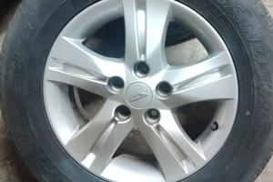 cerchi più gomme Daihatsu Terios